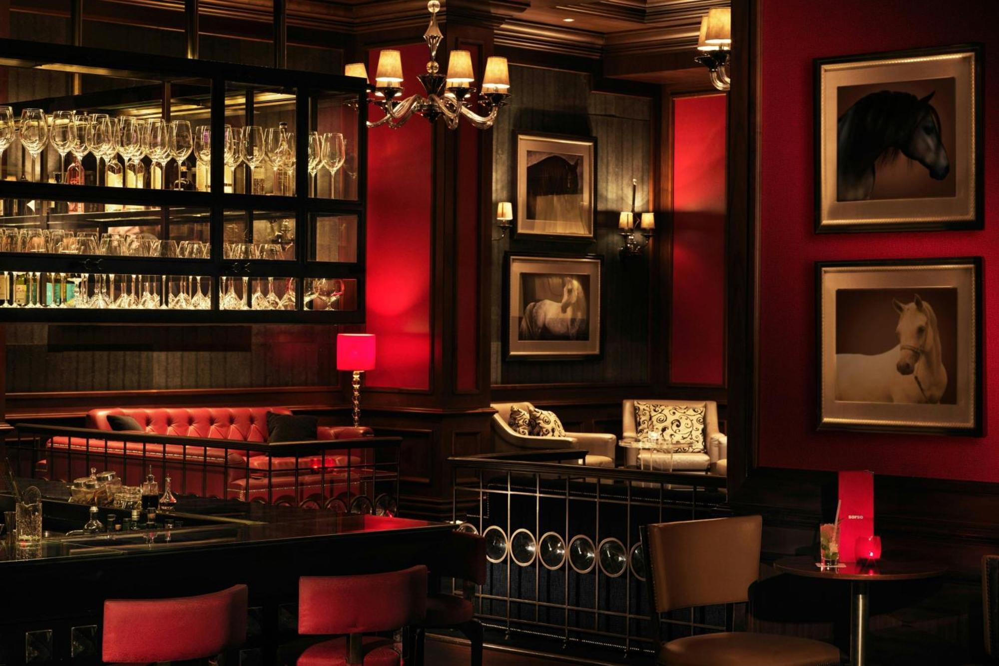 The Ritz-carlton Abu Dhabi, Grand Canal Station touristique Abou Dabi