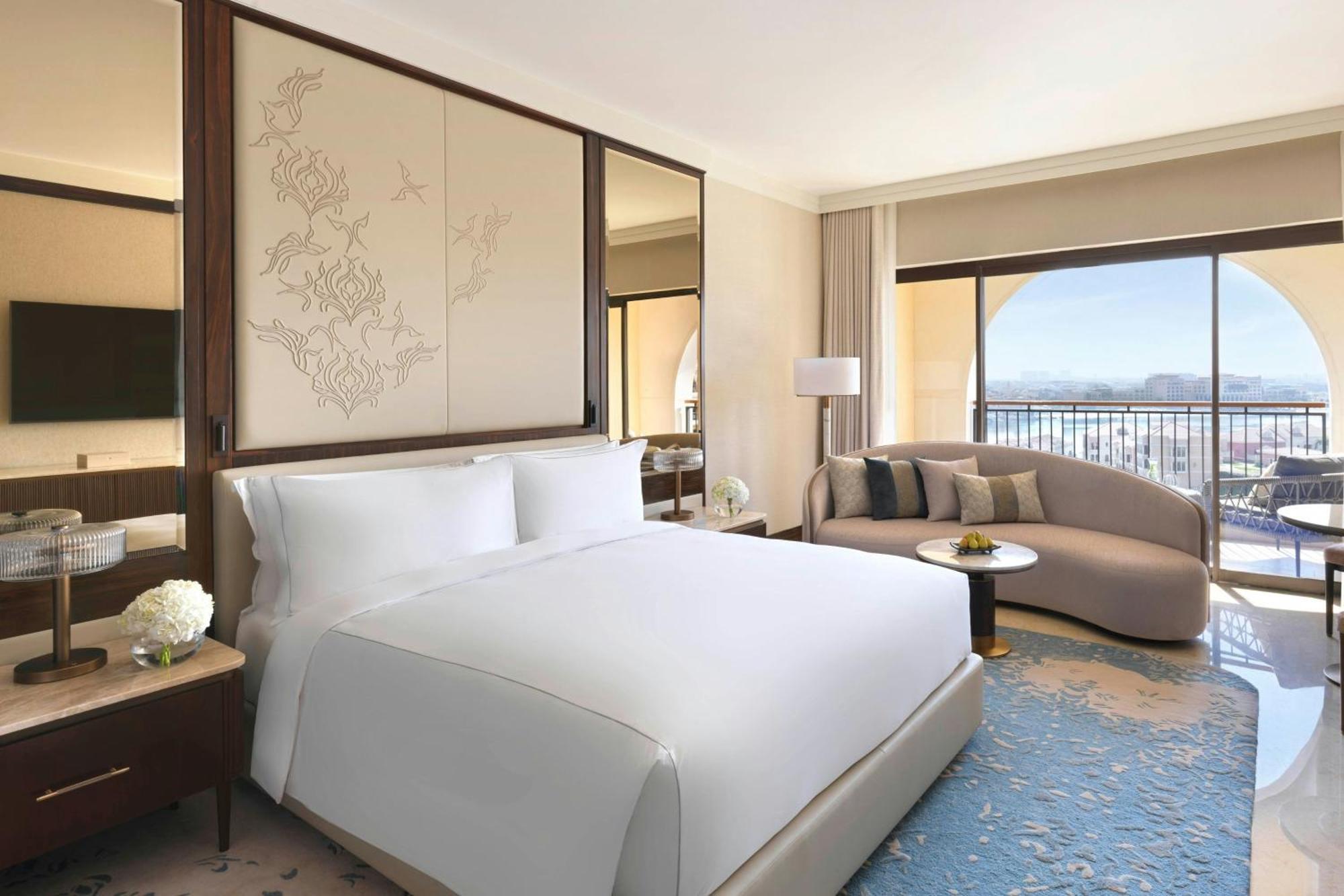 The Ritz-carlton Abu Dhabi, Grand Canal Station touristique Abou Dabi