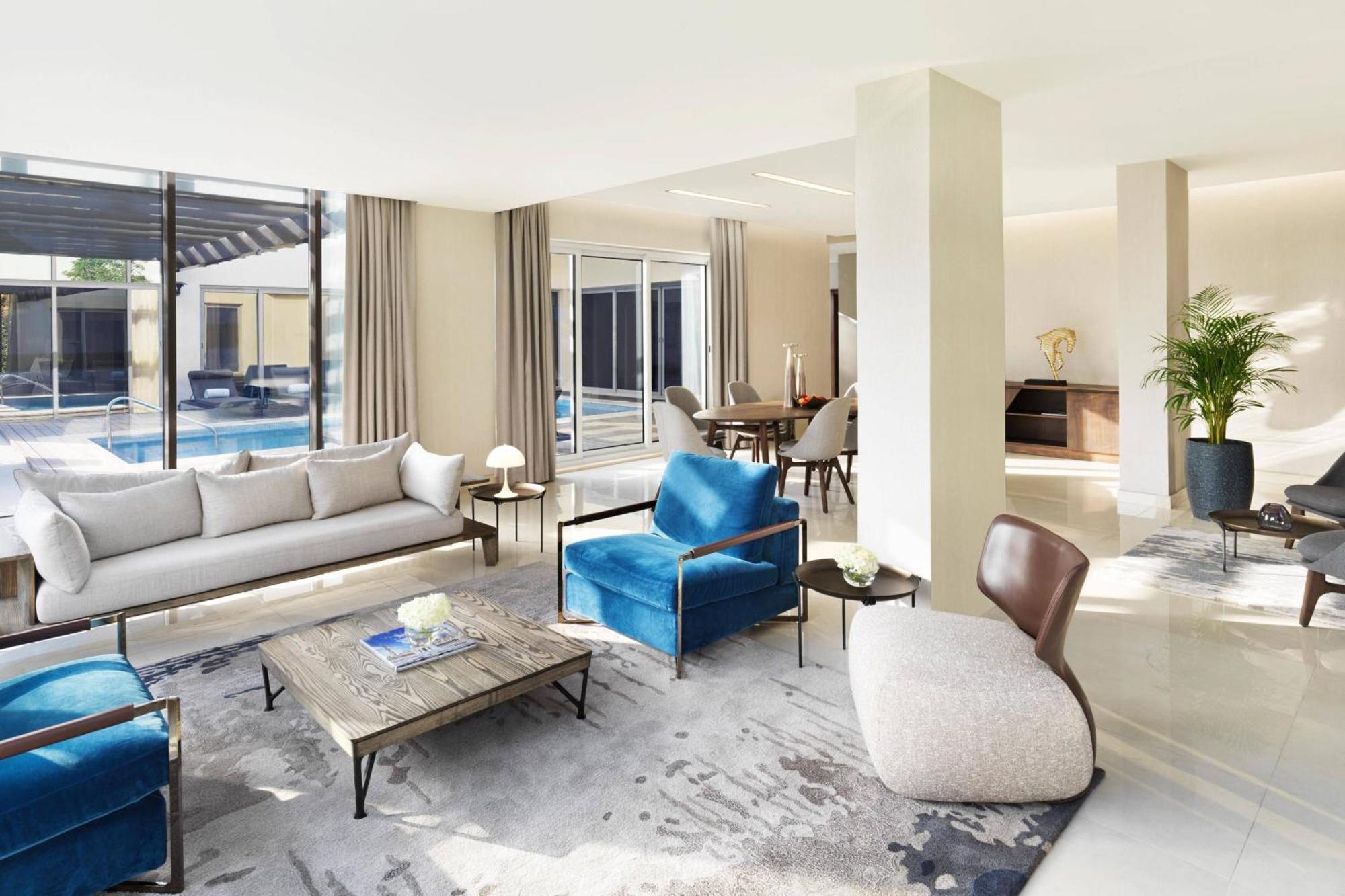 The Ritz-carlton Abu Dhabi, Grand Canal Station touristique 5*
