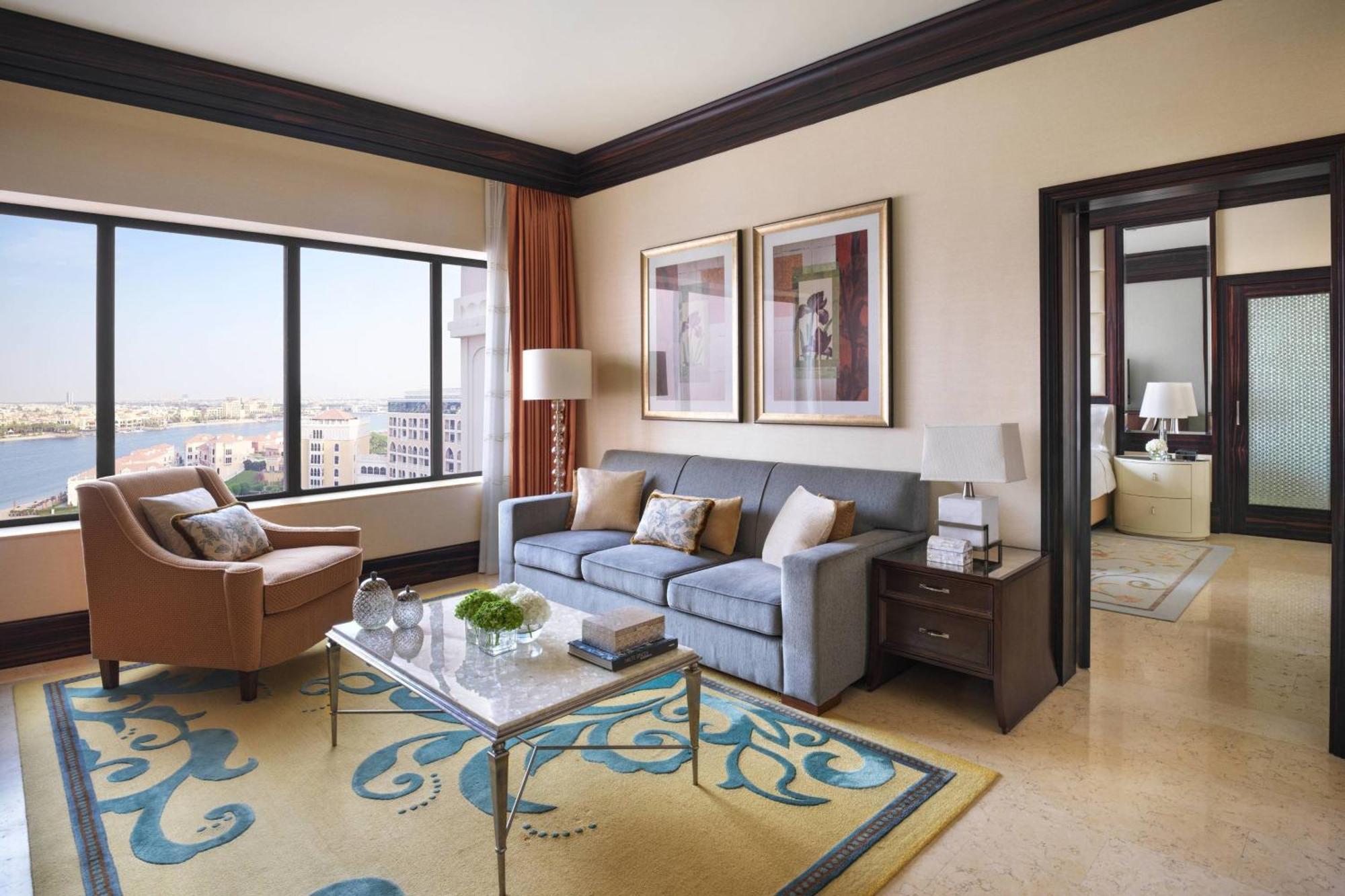 The Ritz-carlton Abu Dhabi, Grand Canal 5*