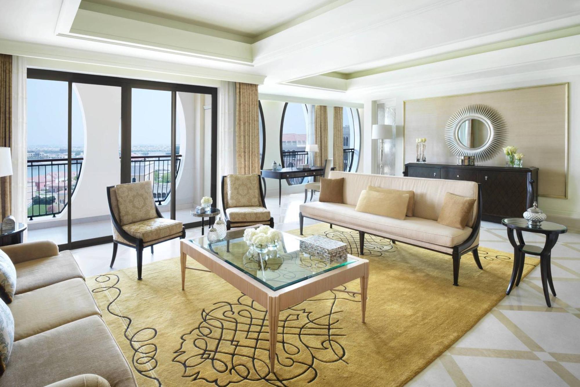 The Ritz-carlton Abu Dhabi, Grand Canal 5*